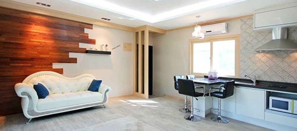 Tongyeong Songni Mt. Nature Pension, 尚州 — 照片 1