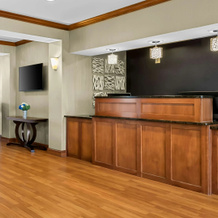 Best Western Legacy Inn & Suites Beloit/South Beloit, 南贝洛伊特 — 照片 5