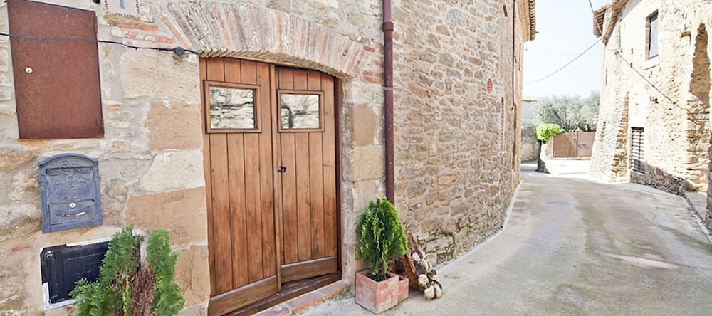 Emporda Costa Brava Ullastret, Ульястрет — фото 1