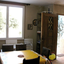 House With 3 Bedrooms in Peyrolles-en-provence, With Wonderful Mountai, 佩罗勒昂普罗旺斯 — 照片 4