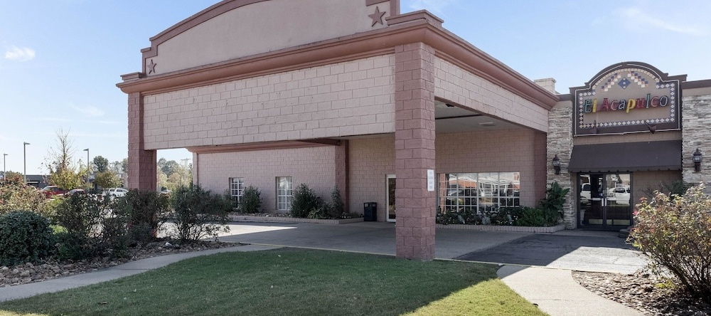 Econo Lodge Inn & Suites, 帕拉古尔德 — 照片 1