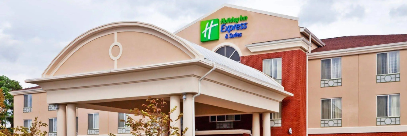 Holiday Inn Express Hotel & Suites Dickson, 迪克森 — 照片 1