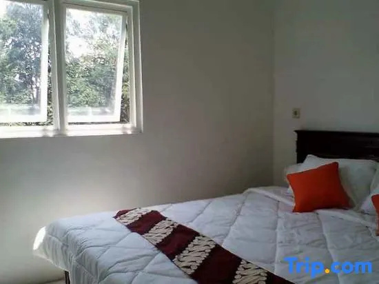 Yustin Family Homestay Syariah Malang, 恩加迪萨里 — 照片 1