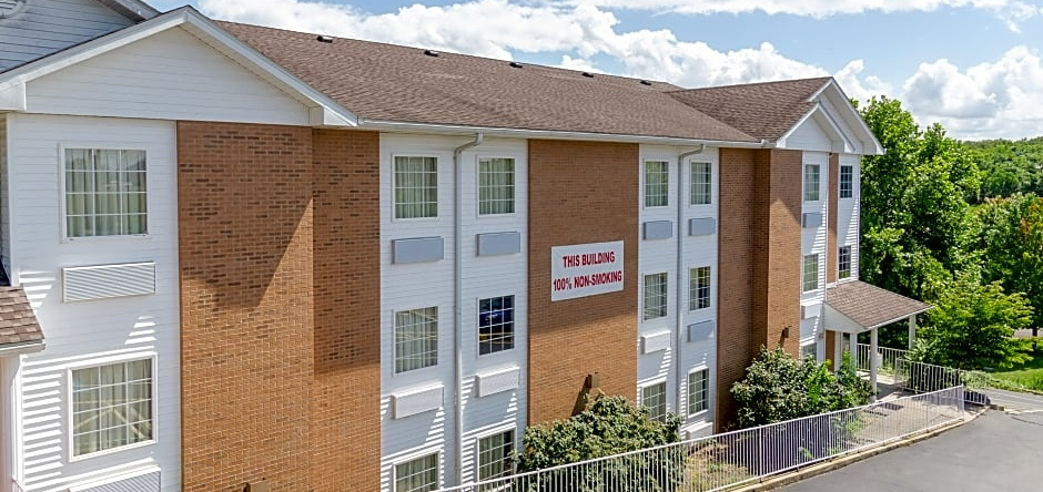 Hotel Osage Beach by the Lake of the Ozarks, 巴尔陶 — 照片 1