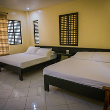 RedDoorz Premium @ Ouan's the Farm Resort, 卢塞纳 — 照片 3