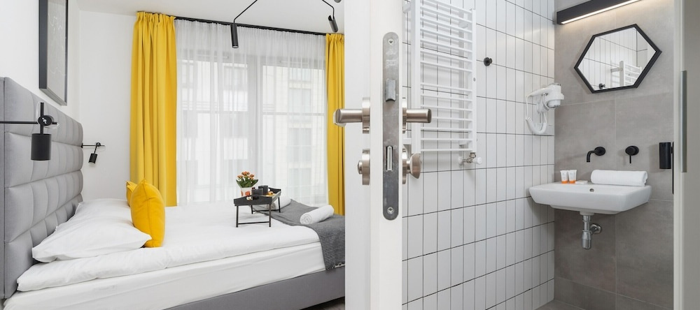 Miodowa Studio Cracow By Renters, Краков — фото 1