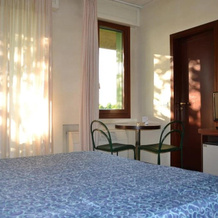 Hotel House, Castenaso — photo 4
