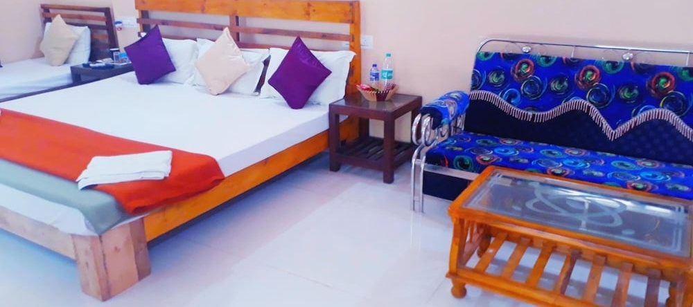 Samant Beach Resort, KIlle Nivati — photo 1