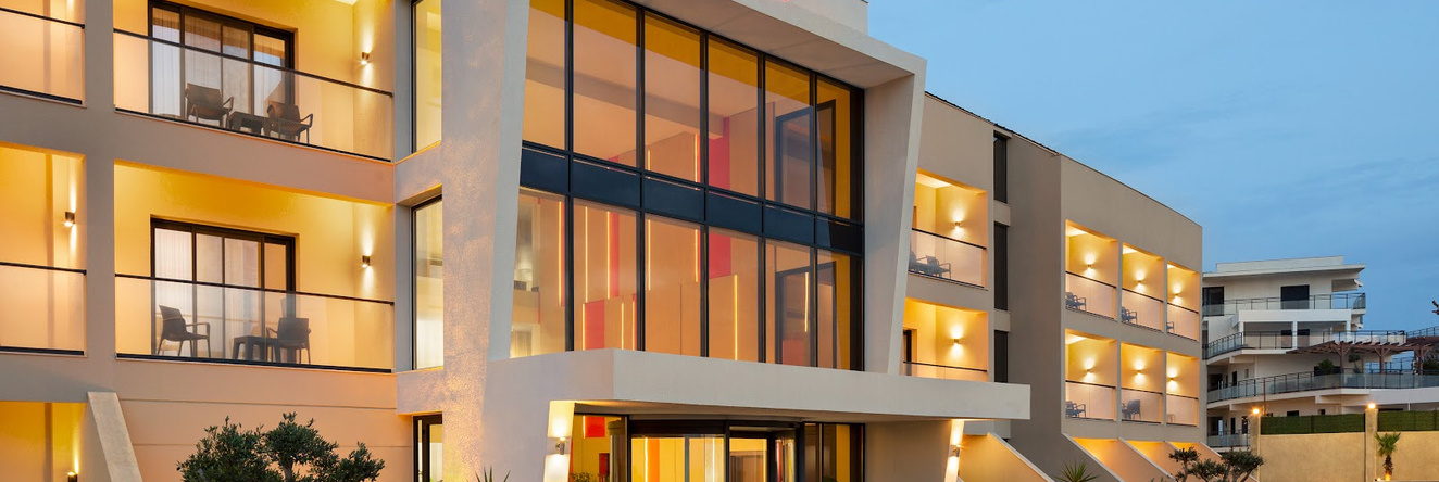 Ramada By Wyndham Cesme, 切什梅 — 照片 1