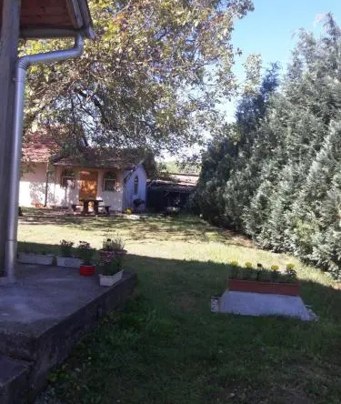 Kohári Pincészet Üdülőház, Egerszalok — photo 1