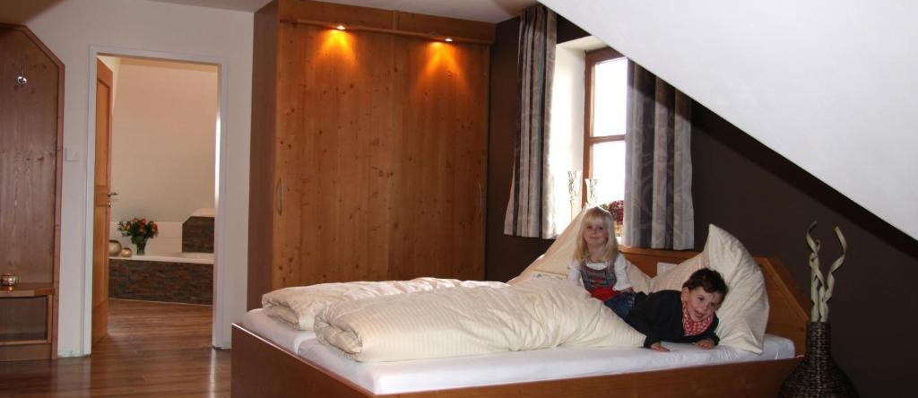 Hotel - Restaurant Eberlwirt, Брукберг — фото 1