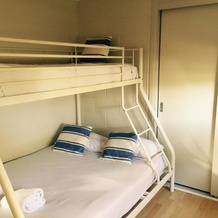 Emerald Apartment, 埃默拉尔德海滩 — 照片 3