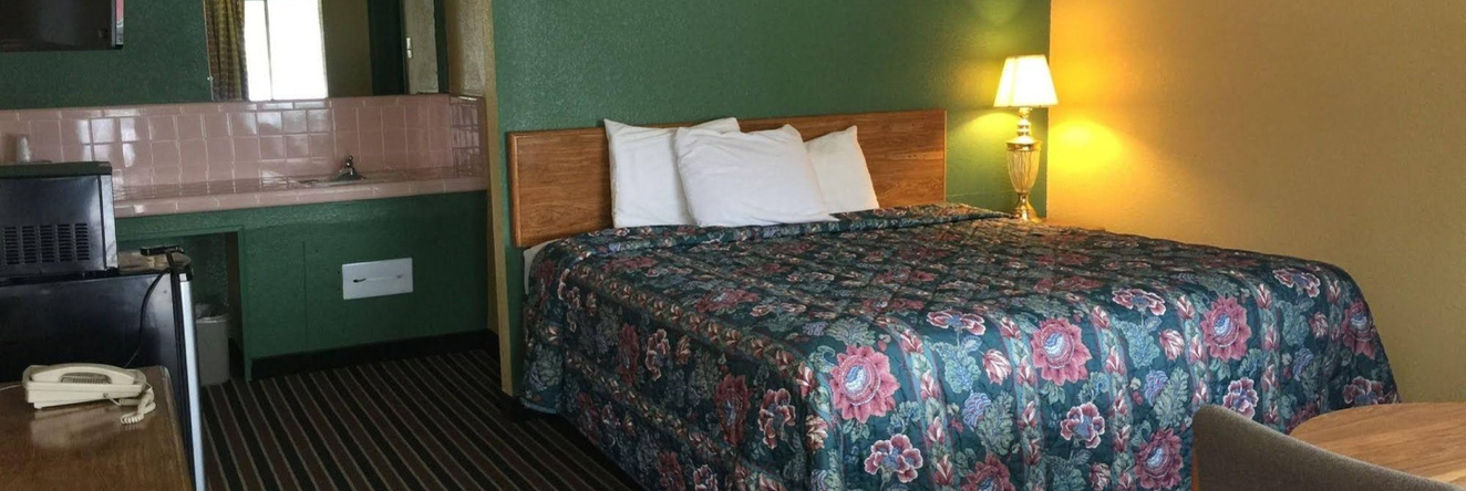 Family Budget Inn Harrison, 加里森 — 照片 1
