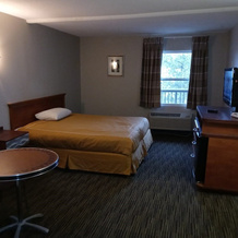 Peachtree Inn & suites, 克拉克斯顿 — 照片 2