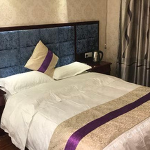 Kaiyue Theme Hotel, 山南 — 照片 2