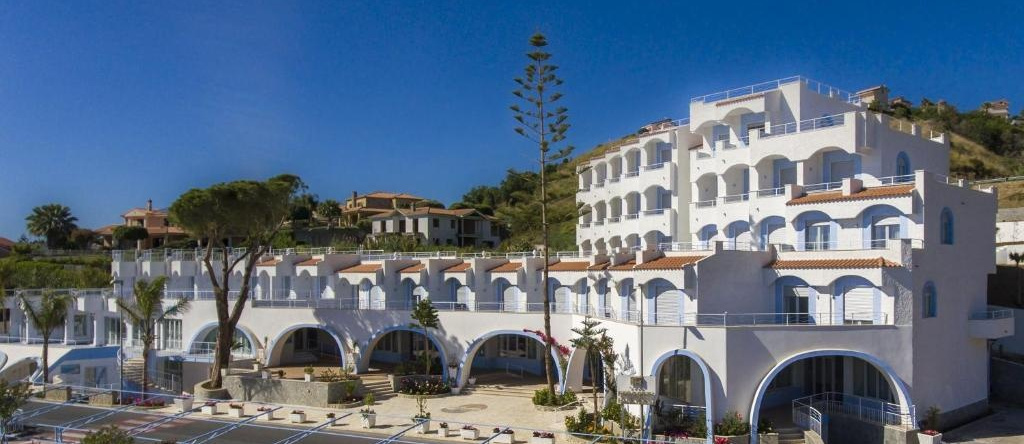 Hotel Ferretti, Диаманте — фото 1