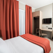Cardano Hotel Malpensa, Кардано-аль-Кампо — фото 3
