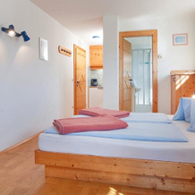 Erlebnis-Hotel-Appartements, Финкенштайн — фото 4