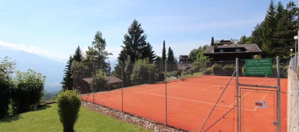 Villa Regina, Ollon — photo 1