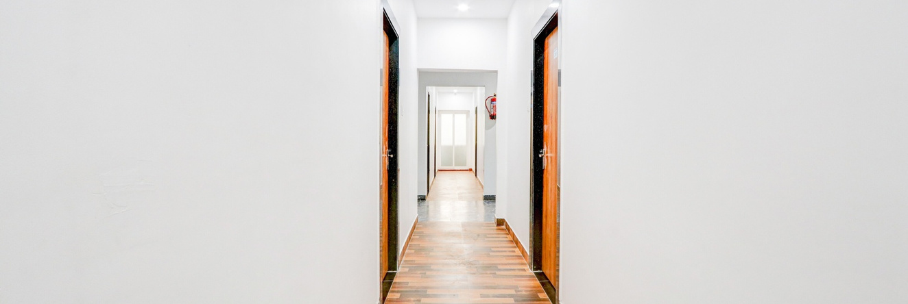 Super Townhouse Rajahmundry, 拉贾马亨德拉瓦拉姆 — 照片 1