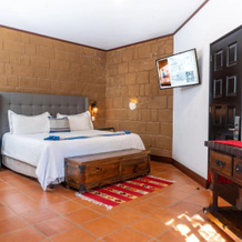 Casa de Adobe Gallery & Luxury Boutique, Oaxaca — photo 4