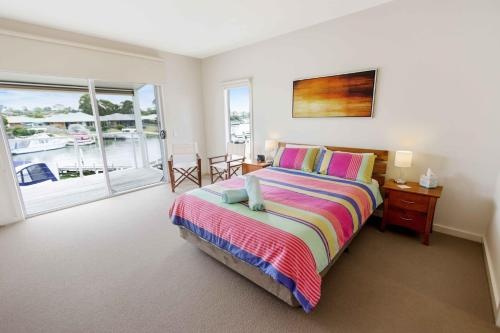 Beach 2, Paynesville — photo 1