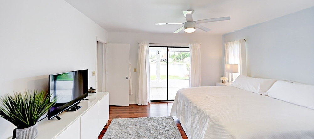 17296 Plantation Dr Home 3 Bedrooms 2 Bathrooms Home, 圣卡洛斯公园 — 照片 1