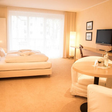 Airhotel Royal, Ландштуль — фото 4