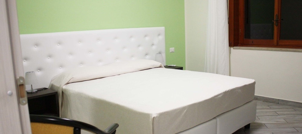 L'essenzial living, Messina — photo 1