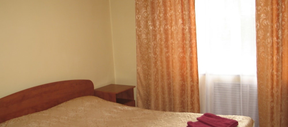 Oktyabrskaya 1 B mini-hotel, Nizhneudinsk — photo 1