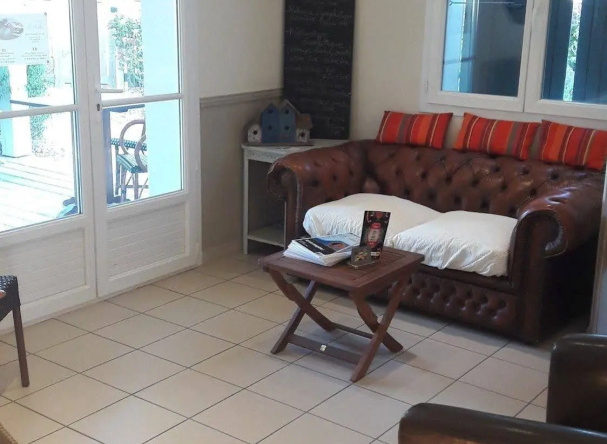 La Villa Hôtel Bien Être, 勒布瓦普拉日昂雷 — 照片 1