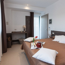 Firmafede Guesthouse, 萨尔扎纳 — 照片 4