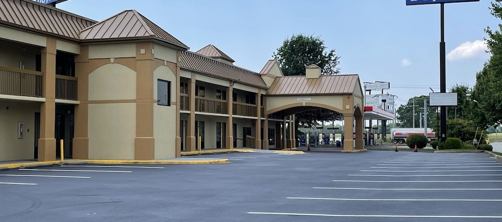 Days Inn Oak Grove/Ft. Campbell, Оук-Гроув — фото 1