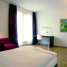 Tagungszentrum & Hotel evangelische Akademie Bad Boll, 巴特博尔 — 照片 3