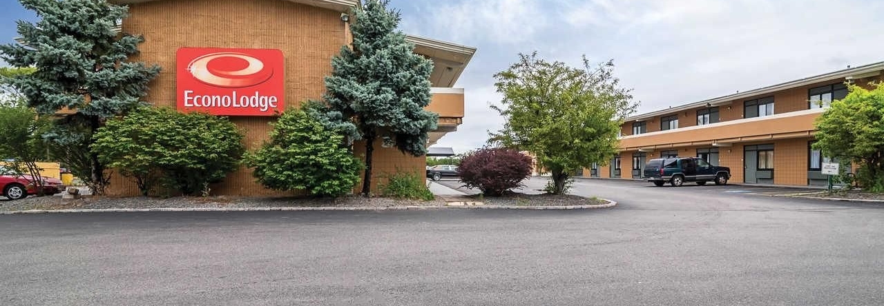 Econo Lodge, 丹弗斯 — 照片 1