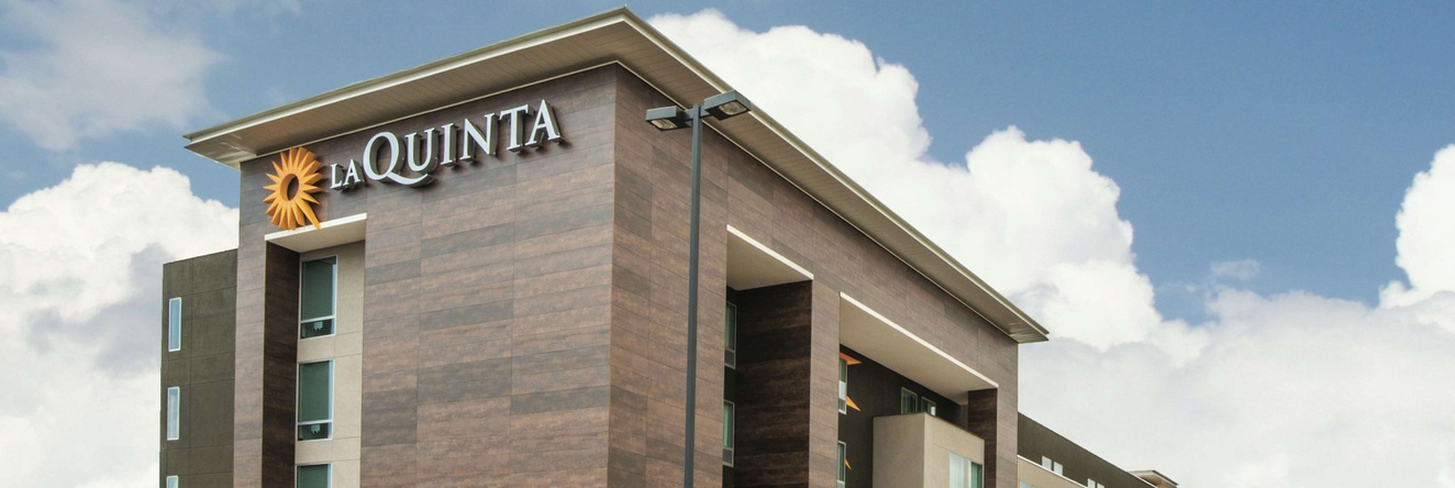 La Quinta Inn & Suites By Wyndham Kingman, Кингман — фото 1