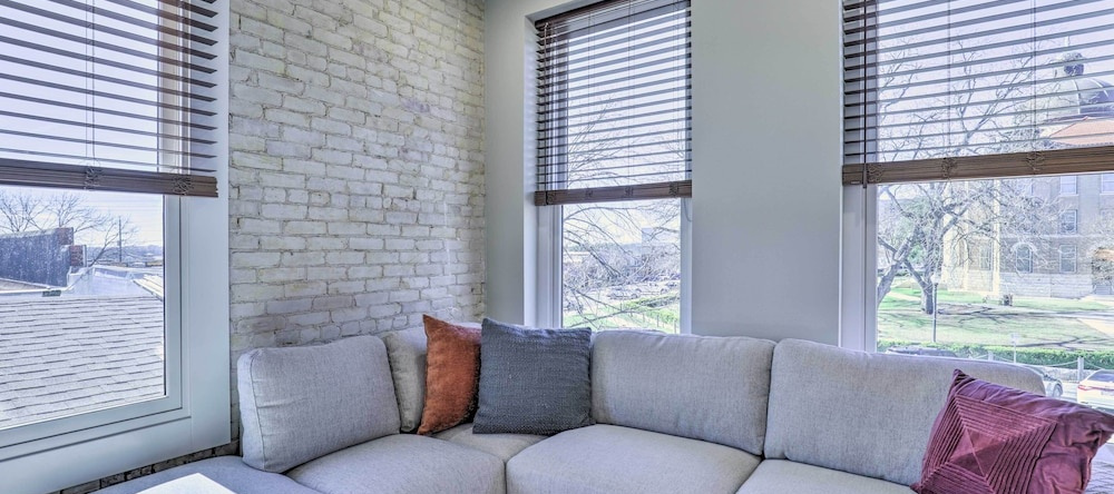 Sleek, Newly Updated Downtown San Marcos Apt!, 圣马科斯 — 照片 1