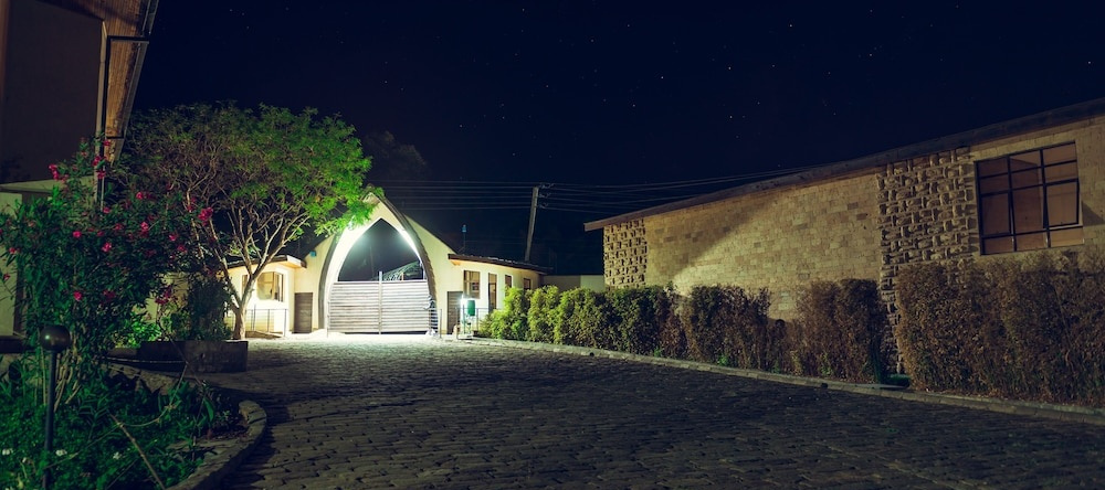 Osotua Luxury Resort, Naivasha — photo 1