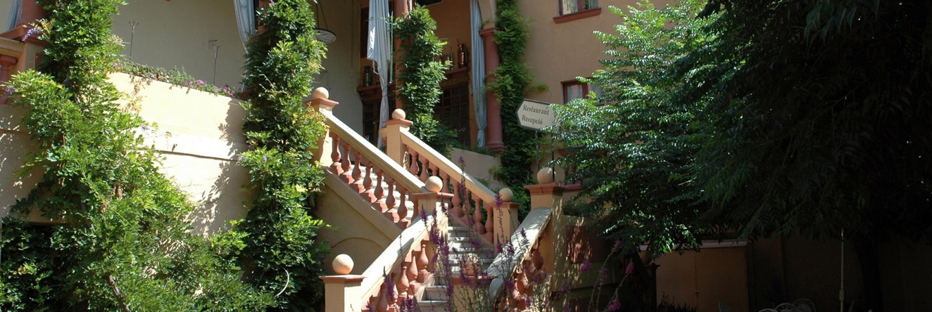 Hotel Restaurant ANDRIA, 塞奥-德乌赫尔 — 照片 1