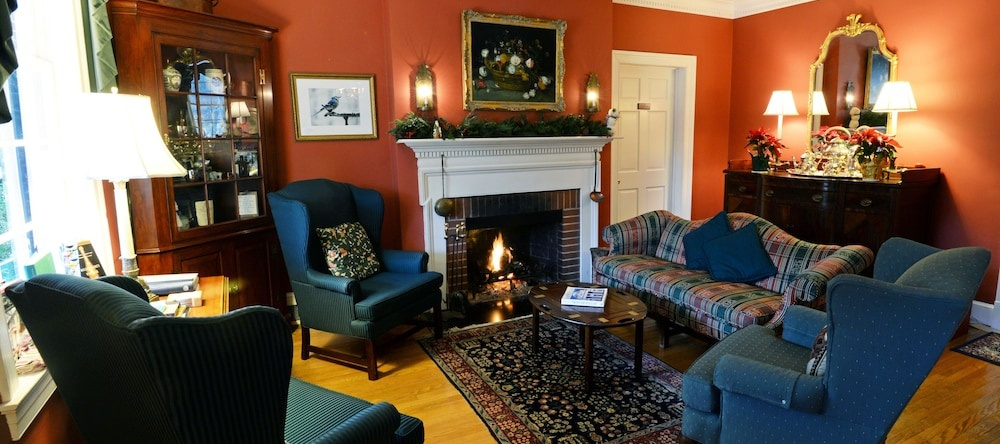 Inn at Monticello, 夏洛茨维尔 — 照片 1