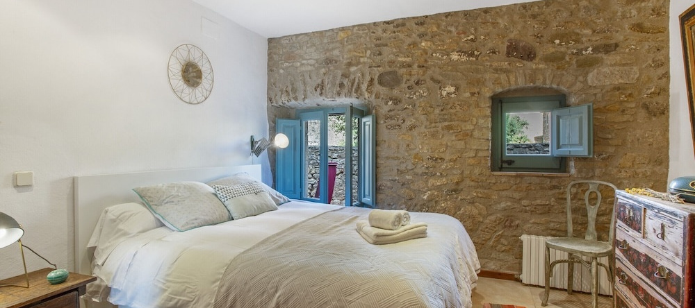 Flateli Casa Peratallada, Форальяк — фото 1