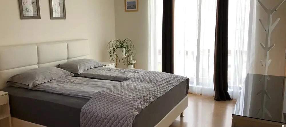 Melas 9 Guesthouse, 凯夫拉维克 — 照片 1