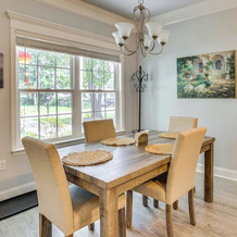 1 Mi to Riverfront: Darien Family Home, 达里恩 — 照片 3