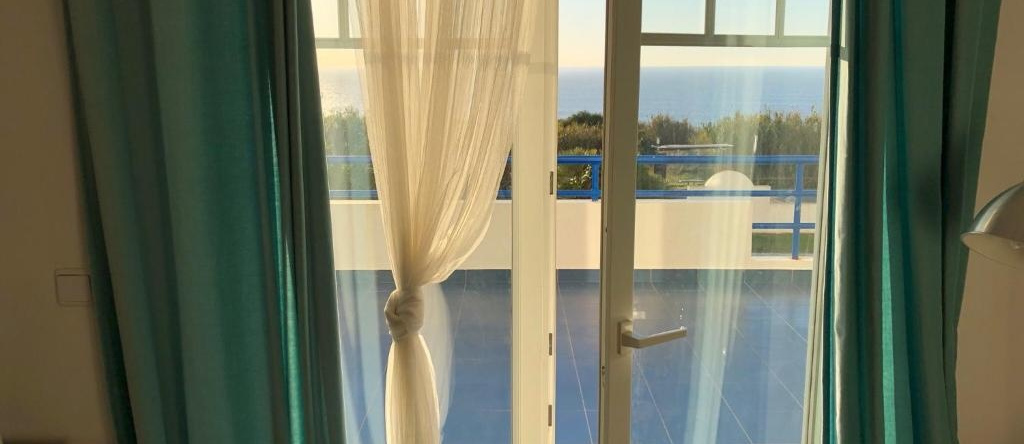 Ericeira Ocean View Apartment, Carvoeira — photo 1