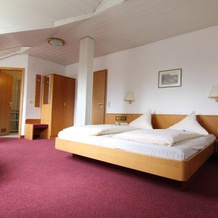 Hotel Garni Kiefer, Нюртинген — фото 3