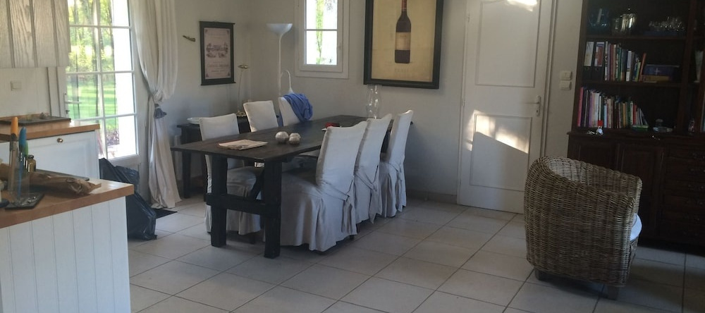 Charming House 300m Away From a 18 Holes Golf Course and Only 15 km From Orlã©ans, Donnery — photo 1