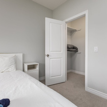 Luxury Bungalow Mins Niagara Falls & Brock Uni, Торолд — фото 2