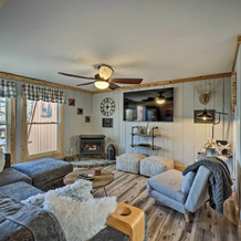 1 Mi To Skiing: Beech Mountain Condo W/ Fireplace!, Бич-Маунтин — фото 2