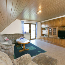 Cosy Holiday Home in the HunsrÃ¼ck, Morbach — photo 2