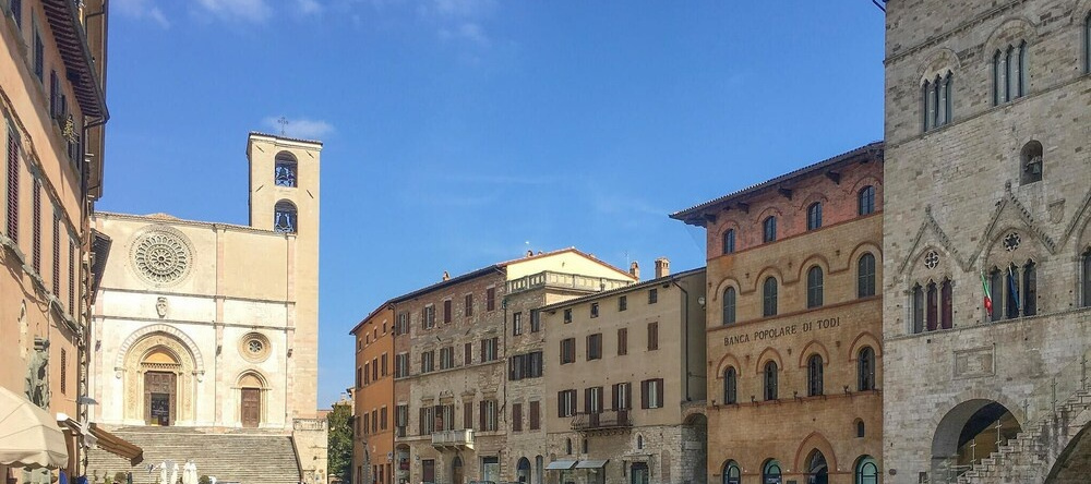 Lorenzo, Todi — photo 1